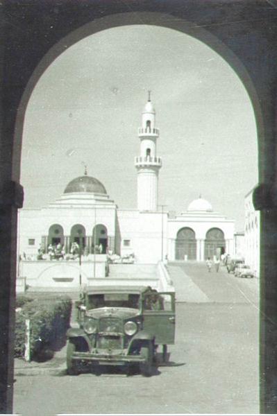 mosque1.jpg